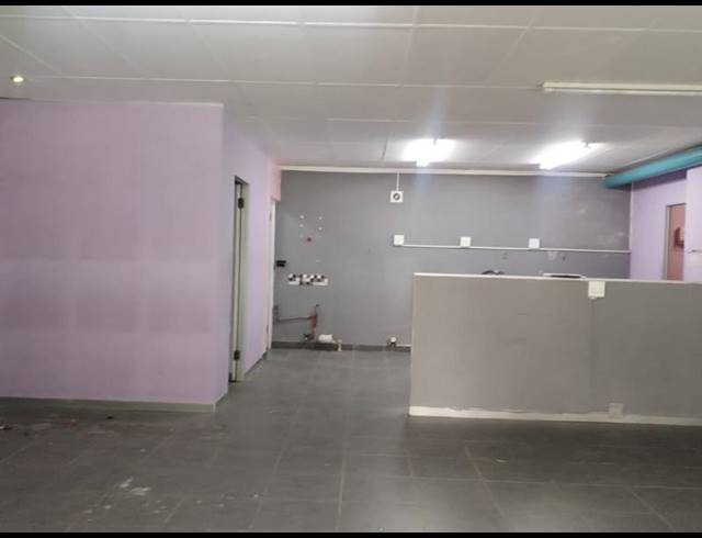 RETAIL PROPERTY TO RENT IN HAYFIELDS